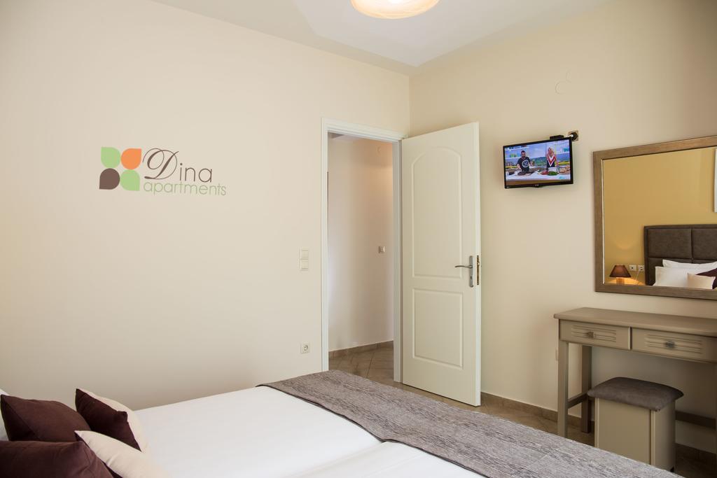 Dina Apartments Razata Exterior photo