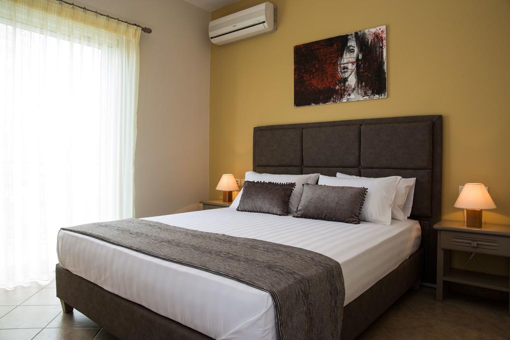 Dina Apartments Razata Exterior photo